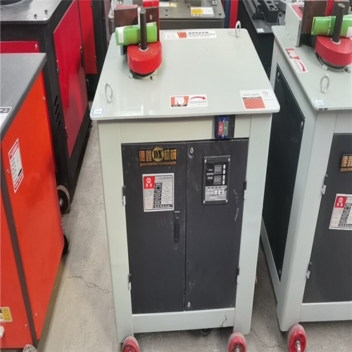 鋼(gang)筋彎箍(gu)機 